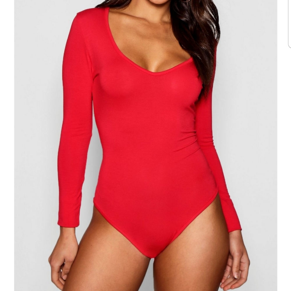🚫SOLD🚫 NWT Long sleeve V neck bodysuit 💋